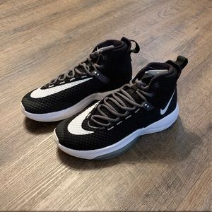 Nike Zoom Rise TB (M-9)